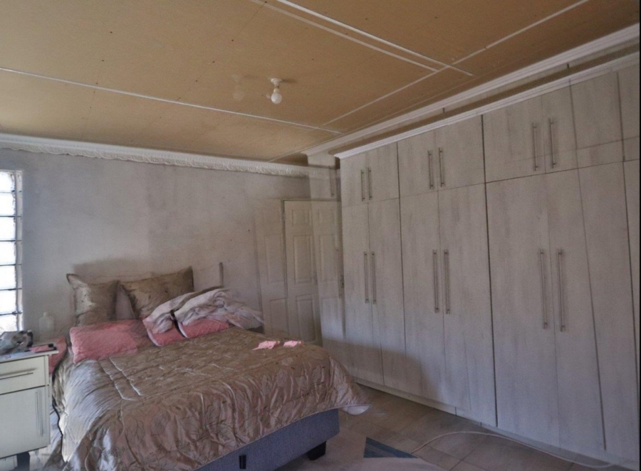 3 Bedroom Property for Sale in Selosesha Free State
